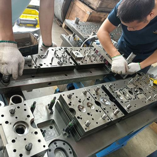 从中国到全球 淘集运一站式服务如何赋能模具加工跨境代购